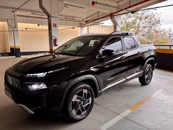 FIAT TORO 1.3 TURBO 270 FLEX VOLCANO AT6 FIAT TORO 1.3 TURBO 270 FLEX VOLCANO AT6